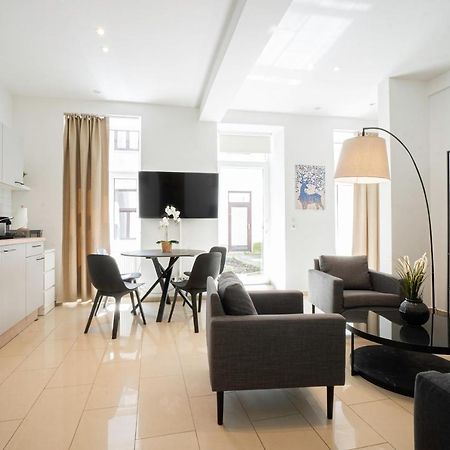 Chic Newly-Renovated Apartment Steps From Subway In Vienna'S Hernals District Exterior foto